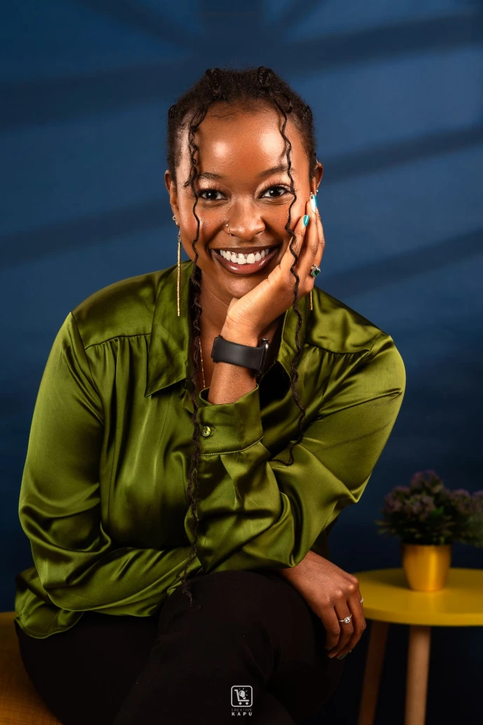 FEMNET Professional corporate portrait photographed by creative kapu