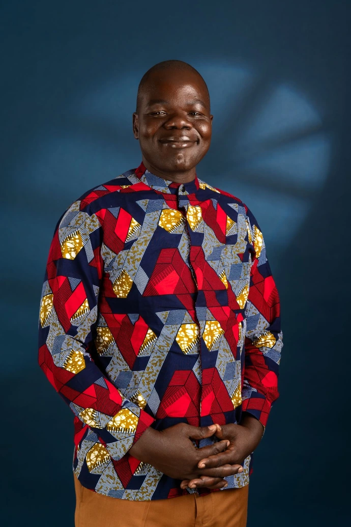 FEMNET Professional corporate portrait photographed by creative kapu