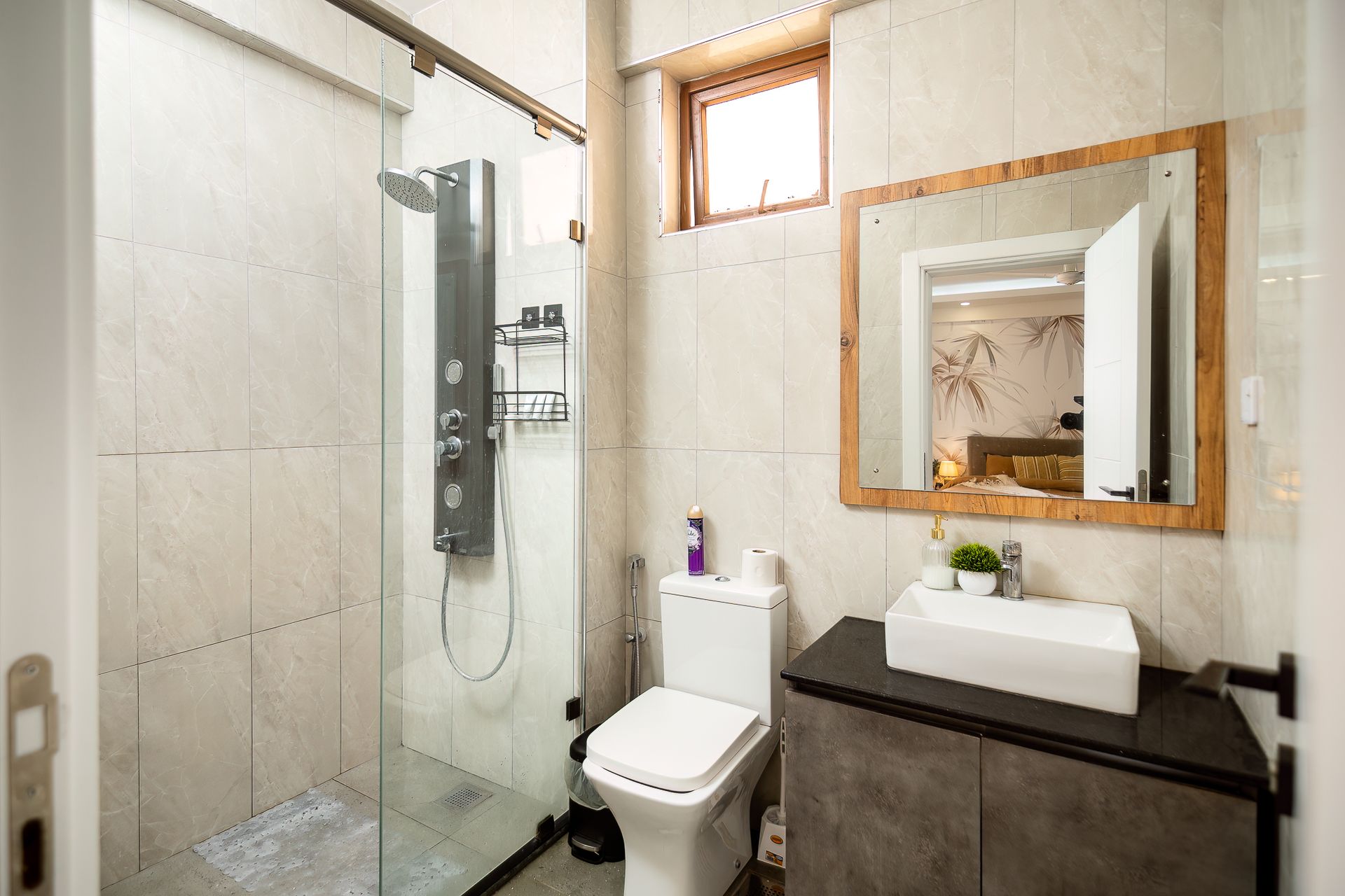 Professional real estate photo photographed by creative kapu